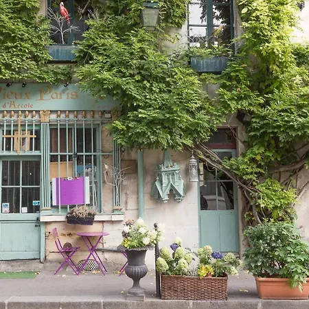 Apartment Boulevard Saint-germain Townhouse By Onefinestay *