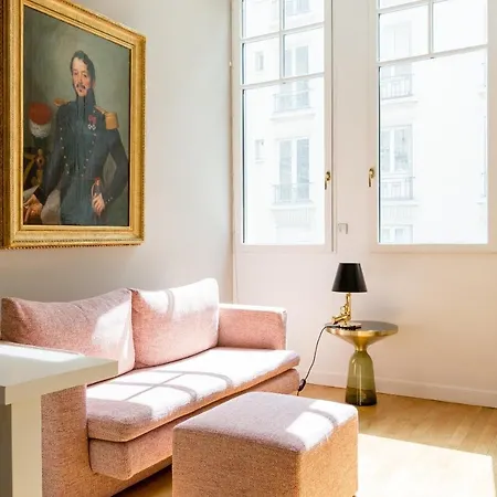 Apartment Boulevard Saint-germain Townhouse By Onefinestay