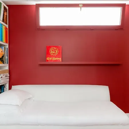 Boulevard Saint-germain Townhouse By Onefinestay *